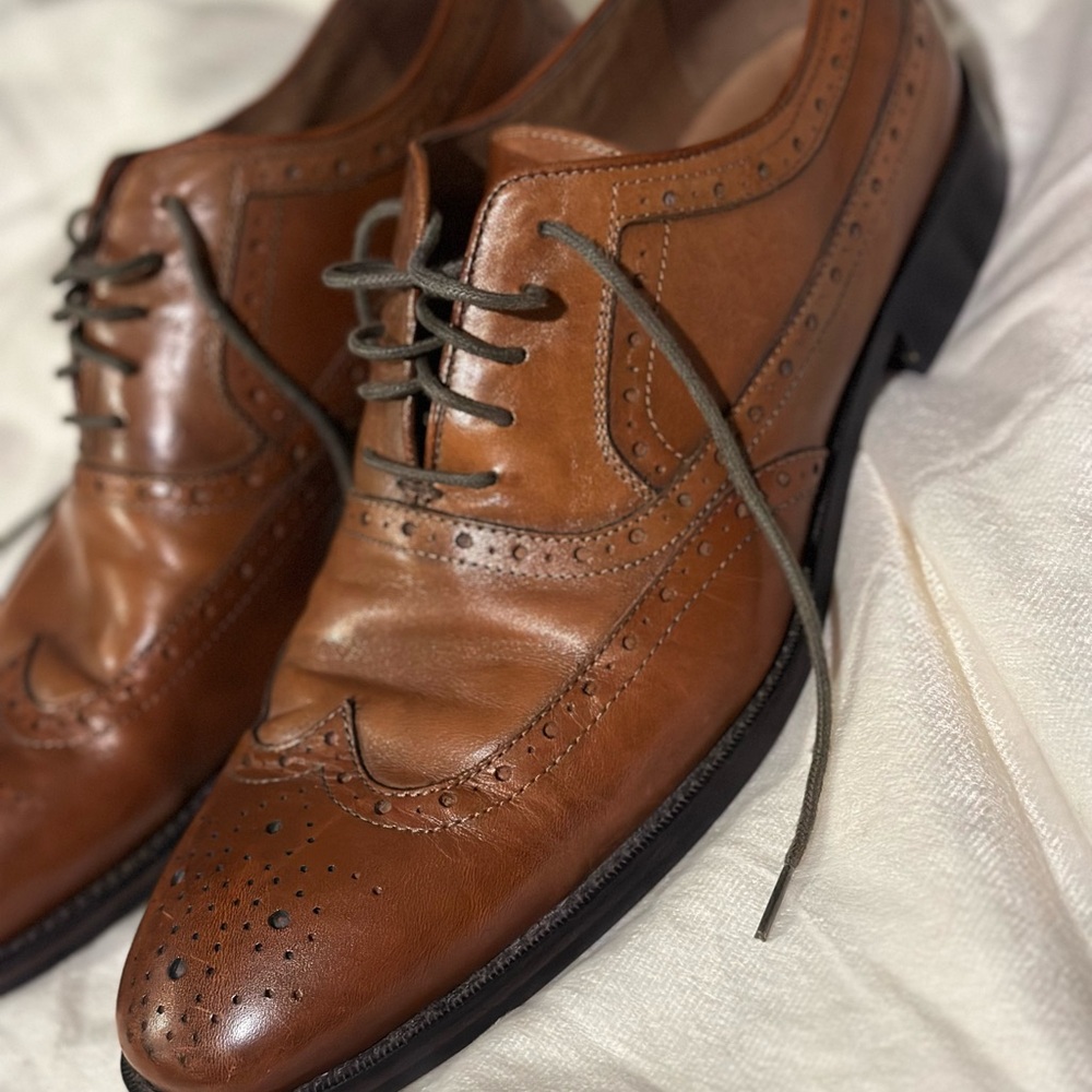 Johnston & Murphy Cognac Leather Wingtip Brown Lace Up Men’s Dress Shoe 9.5